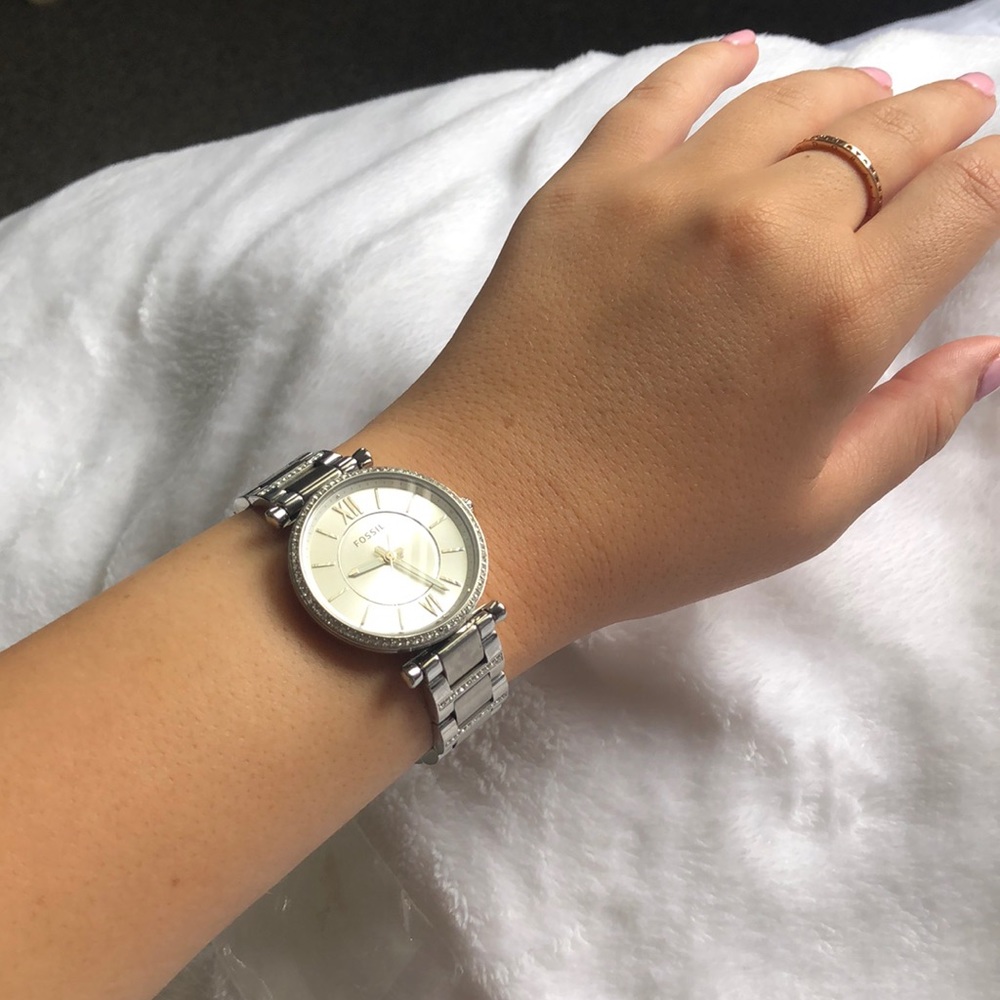 WOMANS FOSSIL WATCH - Picture 5 of 5